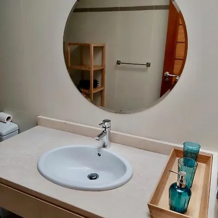 Apt. Con Terraza Solarium De 70m2 - Acceso Directo A Piscina يايثا