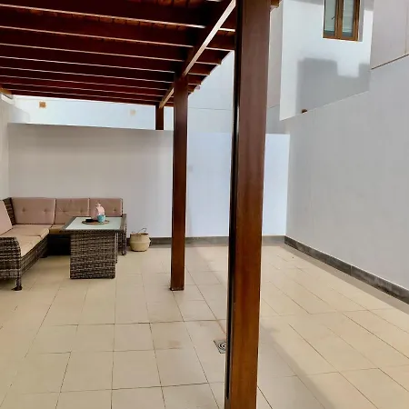 Apt. Con Terraza Solarium De 70m2 - Acceso Directo A Piscina * يايثا